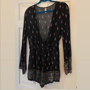 Xhilaration Romper, Black with flowers, Size L